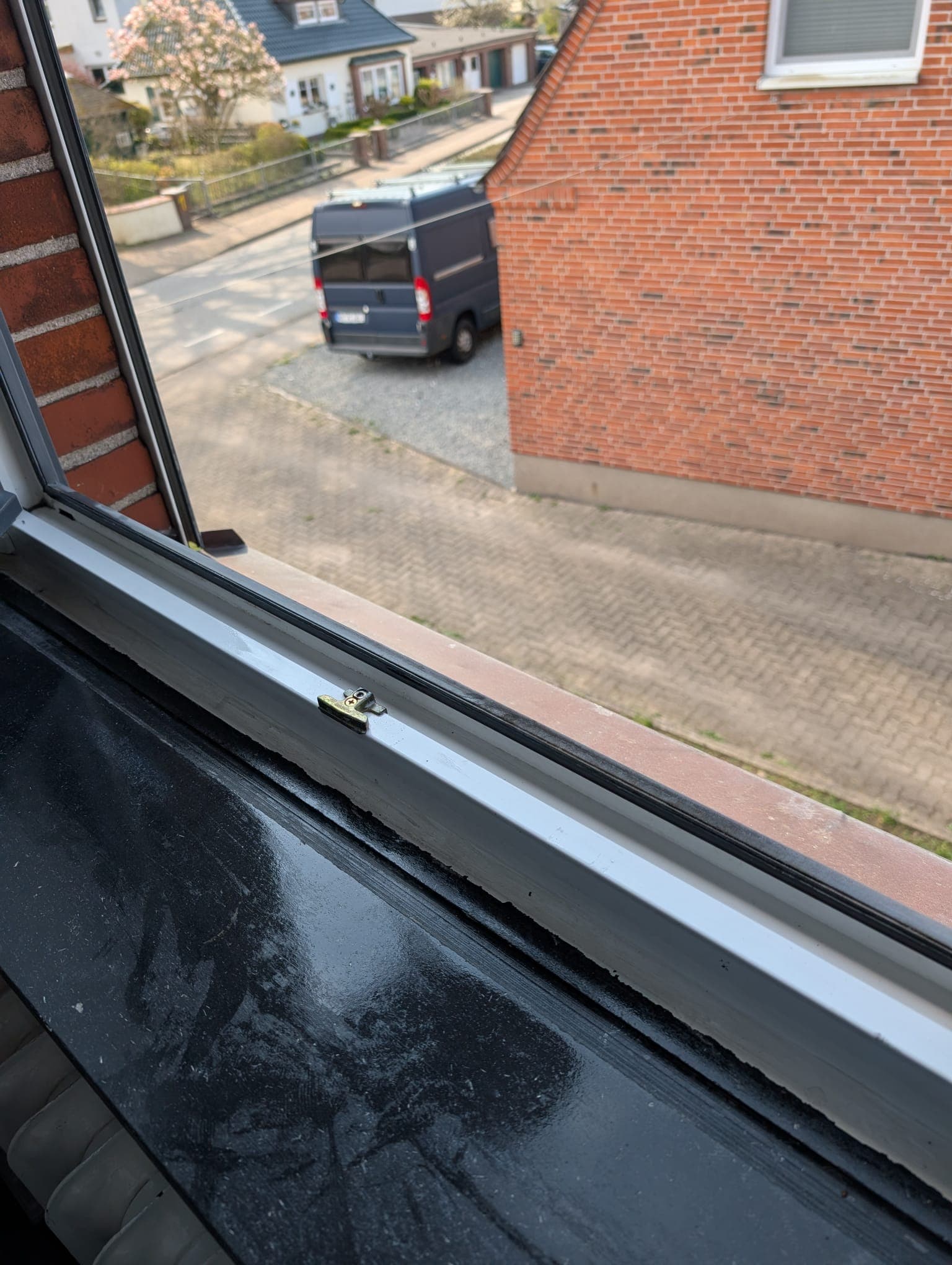 Fensterrahmen & Pfalz — nachher