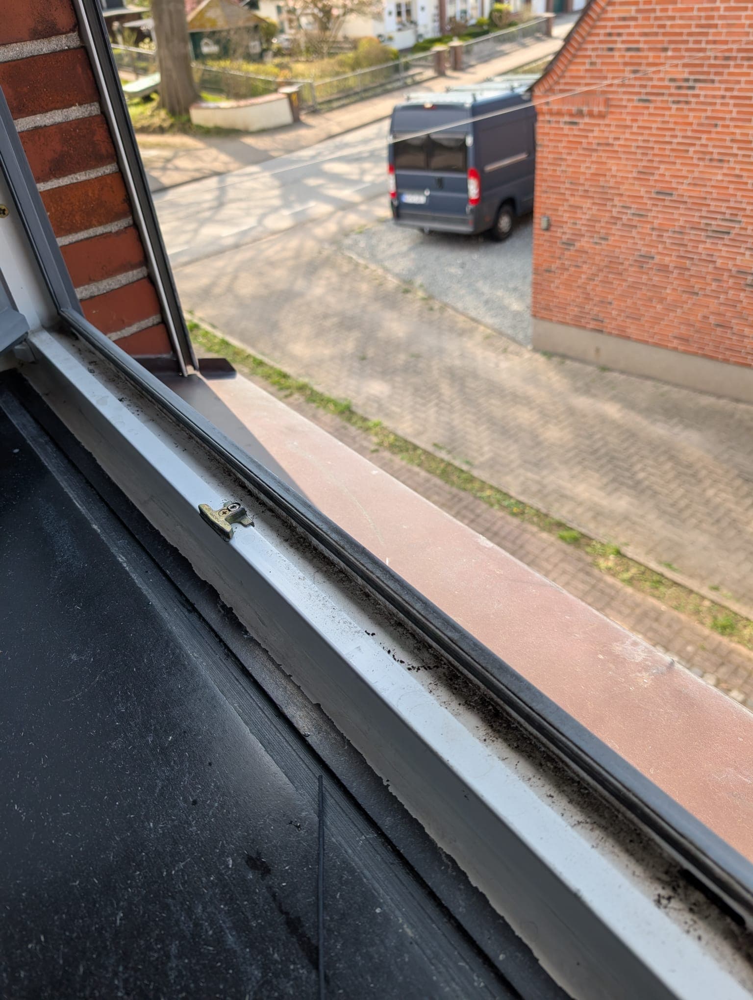 Fensterrahmen & Pfalz — vorher